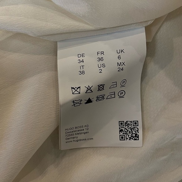 Hugo Boss Lace Inlay Dress/Size 2 - Picture 6 of 7